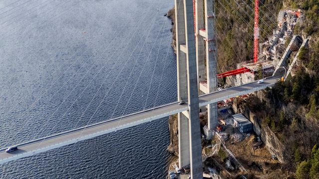Nye Veier får millionbot for arbeid ved Grenlandsbrua