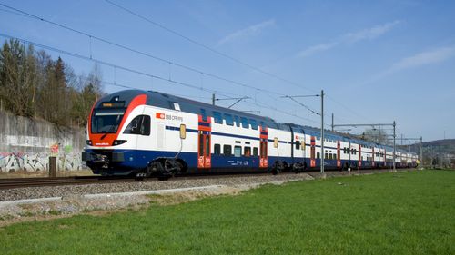 Illustrasjon av Anbefalte toetasjes tog i 2023 – vil heller ha 330 meter lange tog