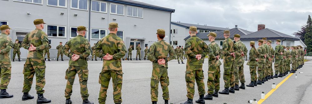 Illustrasjon av Vil innføre 16 måneders førstegangstjeneste for alle