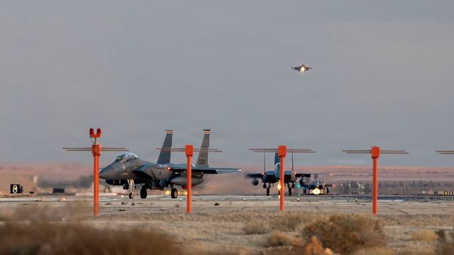 USA flytter store mengder fly til Midtøsten