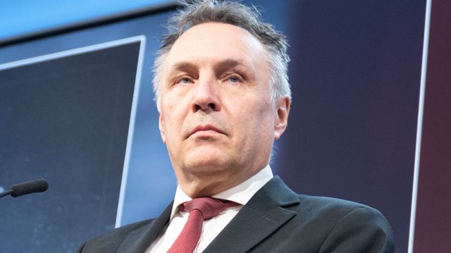 Forsvarsministeren bekrefter: Norske F-16-fly lovet til Ukraina er fortsatt ikke i bruk