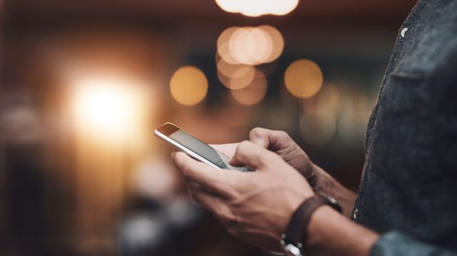 KI kan ta 80 prosent av nettrafikken – norske nettsteder kan rammes hardt