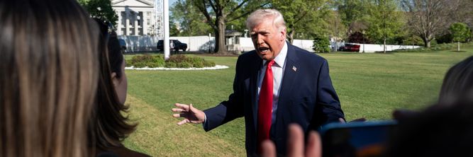 Illustrasjon av Starter blokade av iranske havner i dag