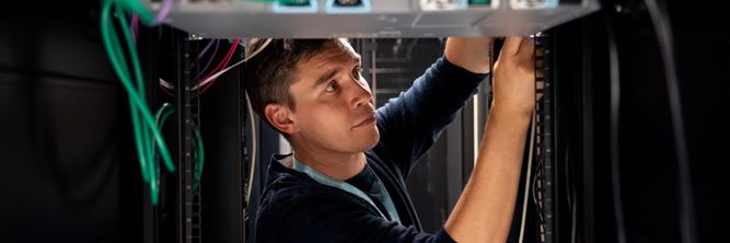 Illustrasjon av – Helt uaktuelt å lagre data noe annet sted enn i Norge