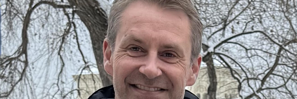 Illustrasjon av Bredbåndsnettene bærer samfunnstjenestene på sin rygg