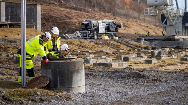 Statnett: 50-60 tonn olje har lekket ut etter innbrudd og skadeverk