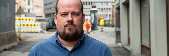 Illustrasjon av Ansatte får munnkurv på datasenter-byggeplasser
