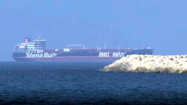 Oljeanalytiker tror Iran vil slite med å stenge Hormuzstredet