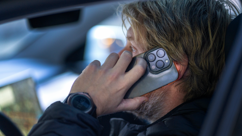 Illustrasjon av Stor forskjell på kvinners og menns mobilbruk