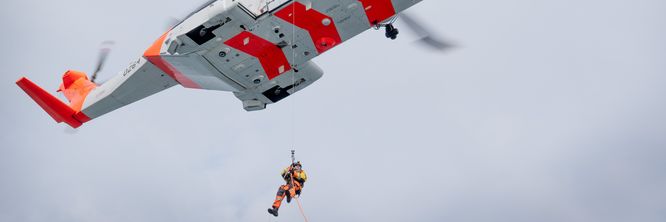 Illustrasjon av Ber regjeringen kjøpe flere redningshelikoptre