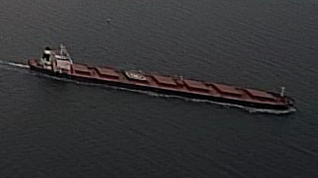 Danske krigsskip følger kinesisk skip som skal ha vært ved begge kabelbruddene