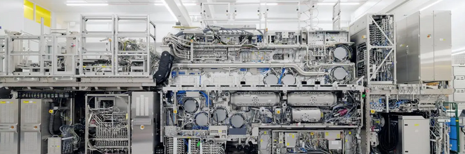 Illustrasjon av Brikkegigant ber Europa våkne