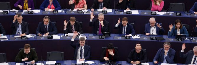 Illustrasjon av Nye EU-regler for KI, Norge og EØS henger ennå langt etter