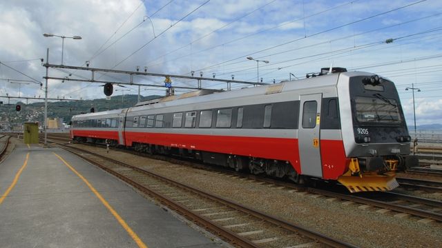 Norge brukte 13 millioner på togdonasjon før Ukraina sa nei: – Overraskende for alle