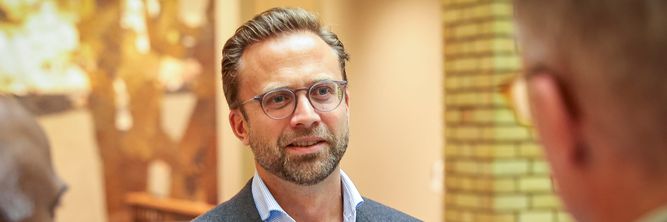 Illustrasjon av Ap vil oppheve omstridte avgiftslettelser – Høyre sier nei