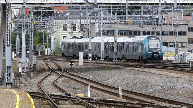 Buss og trikk innstilles gjennom sentrum – Bane Nor øker beredskapen