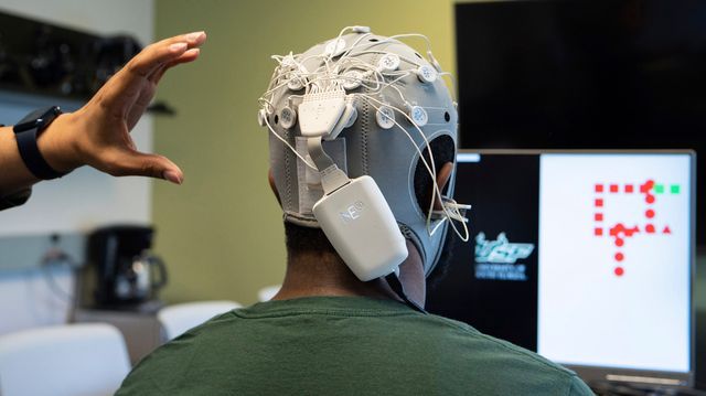 Hjerneimplantat overførte tanker til tale – nesten i sanntid