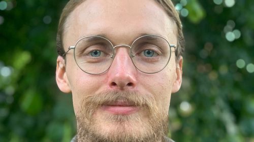 Illustrasjon av Aldersgrense gjør oss sårbare og vil ikke fungere i praksis