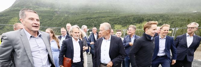 Illustrasjon av Skeptisk til Akers jobbtall: – Skulle likt å vite realismen