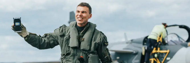 Illustrasjon av KI-agent fløy svensk jagerfly – ga instruksjon om å avfyre missil
