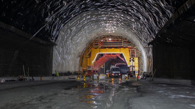 Vurderer omprosjektering for å få tettet Mossetunnelen