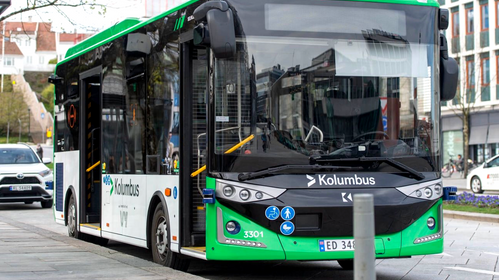 Illustrasjon av Norge får første selvkjørende buss i Europa – helt uten sjåfør