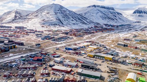 Illustrasjon av Longyearbyen har ikke hatt rent drikkevann på 90 dager
