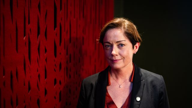 Fikk oppfordring av Stoltenberg – nå trener Else-May Botten toppledere i beredskap