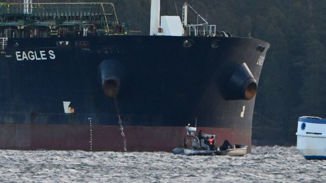 Kaptein og to offiserer tiltalt etter kabelbrudd i Østersjøen i 2024