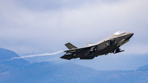 Gjenopptar F-35-leveranser etter ett års pause