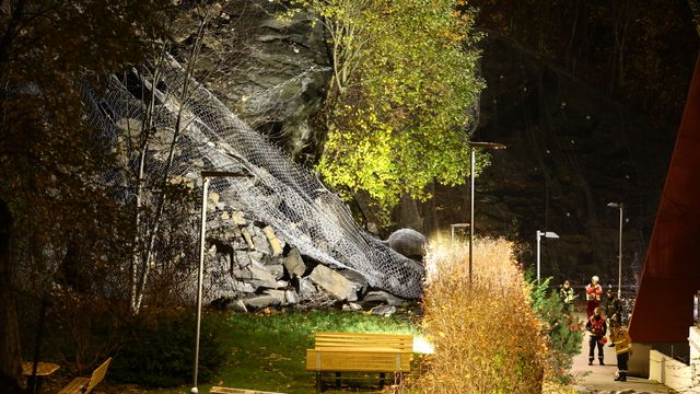 Hundrevis evakuert etter omfattende ras i Oslo – frykter at to store steinblokker skal rase