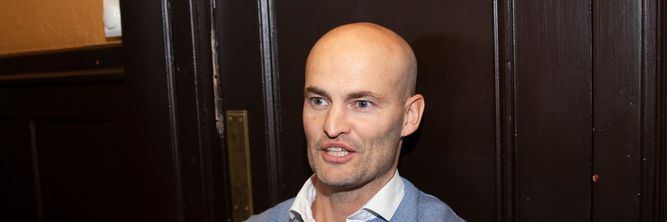 Illustrasjon av Mener arbeidet hans er verdiløst