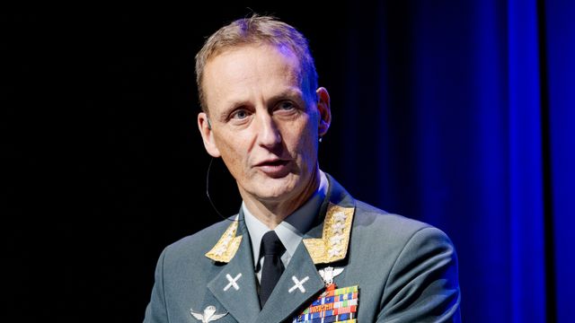 Forsvarssjefen mener Forsvaret må bli bedre til å beskrive problemer