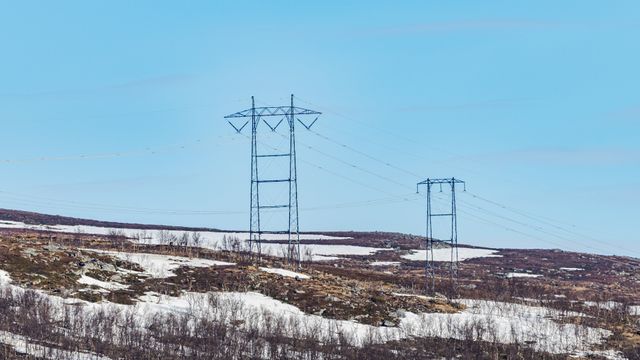 Rapport: Planene for å bygge mer strømnett er ikke nok
