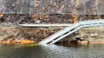 Illustrasjon av Åpnet vei etter ras – to timer senere gikk et nytt ras