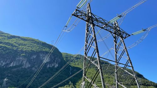 Illustrasjon av Opptil 200 milliarder til strømnettet