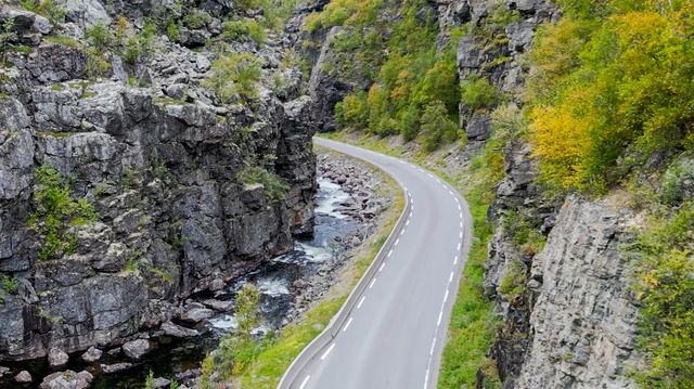 Nå har arbeidet med rasfarlig flaskehals startet