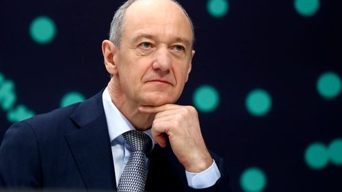 Illustrasjon av Siemens-sjefen advarer mot EUs KI-regler: – Fullstendig meningsløst