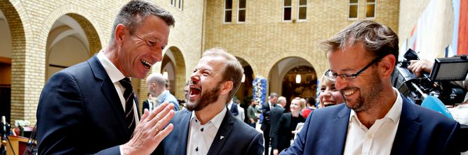 Illustrasjon av Oljeselskapene strittet lenge imot. Nå er det bare de som feirer