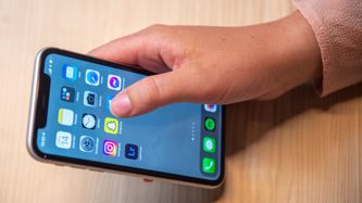 Illustrasjon av Techgiganter tjente hundrevis av millioner på reklame til danske barn