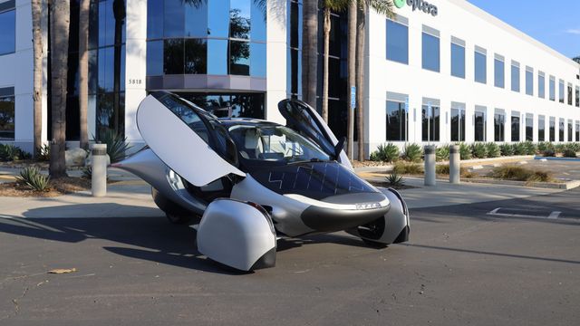 Trehjulet amerikansk solcellebil snart klar for veiene