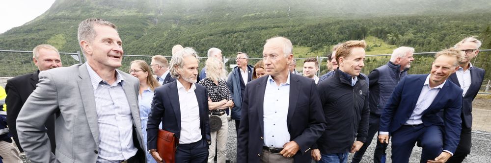 Illustrasjon av Aker inngår KI-avtale med Microsoft verdt 60 milliarder