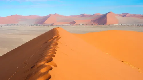 Illustrasjon av Prøver å lage betong av ørkensand