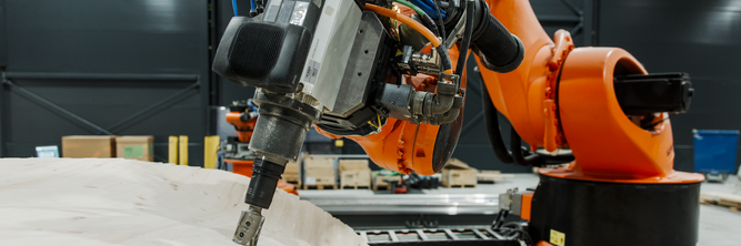 Illustrasjon av Robot freser Dyreparkens nye kjempe-tenner