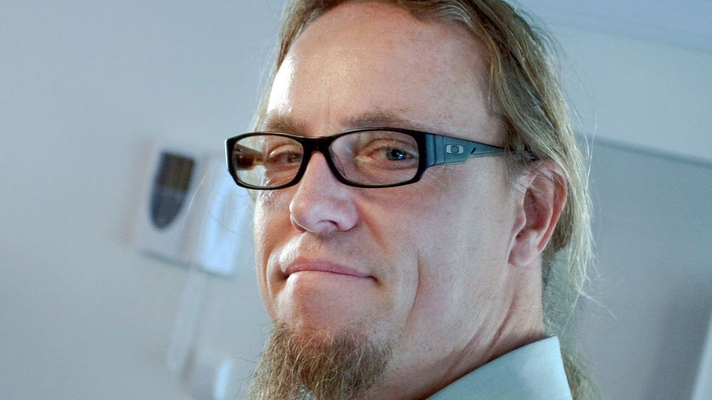 Illustrasjon av Norsk surfer var med på å starte den moderne skyrevolusjonen