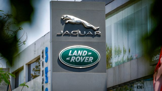 Hackere tvang bilprodusent i kne