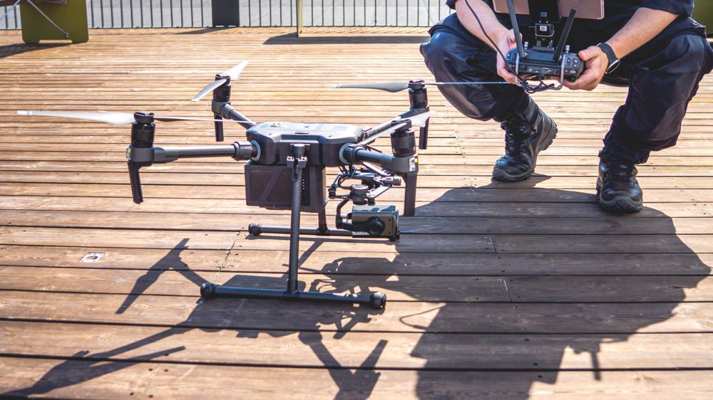 Illustrasjon av Slik holder danske myndigheter styr på sine kinesiske droner