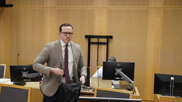 Offiser i Forsvaret siktet etter utbetaling av Ukraina-støtte