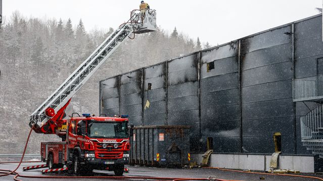 Elkjøp saksøkes etter brann