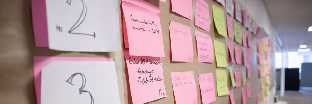 Illustrasjon av Disse 61 kjemper om million-jobb i Nav